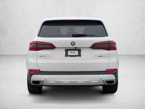 Used 2023 BMW X5 xDrive45e w/ Parking Assistance Package image 6