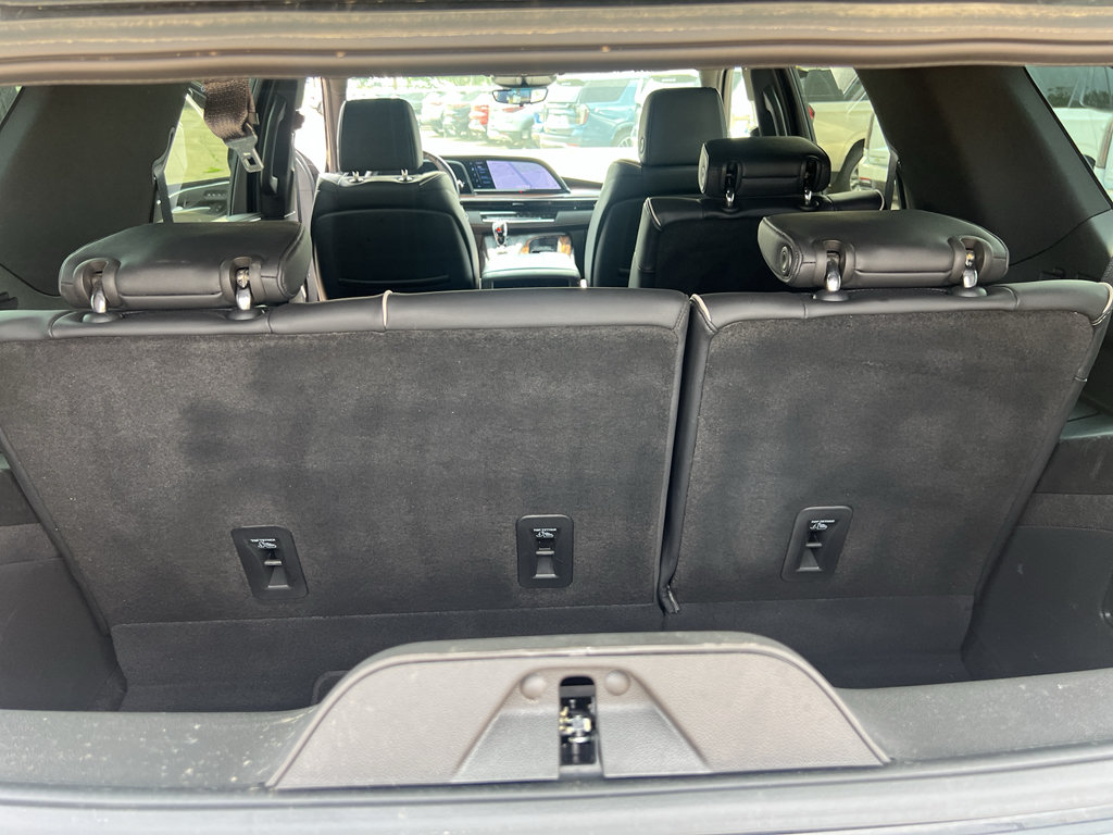 Used 2024 Cadillac Escalade Sport AWD/4WD image 26