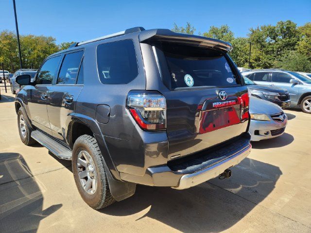 Used 2015 Toyota 4Runner Trail Premium AWD/4WD image 3