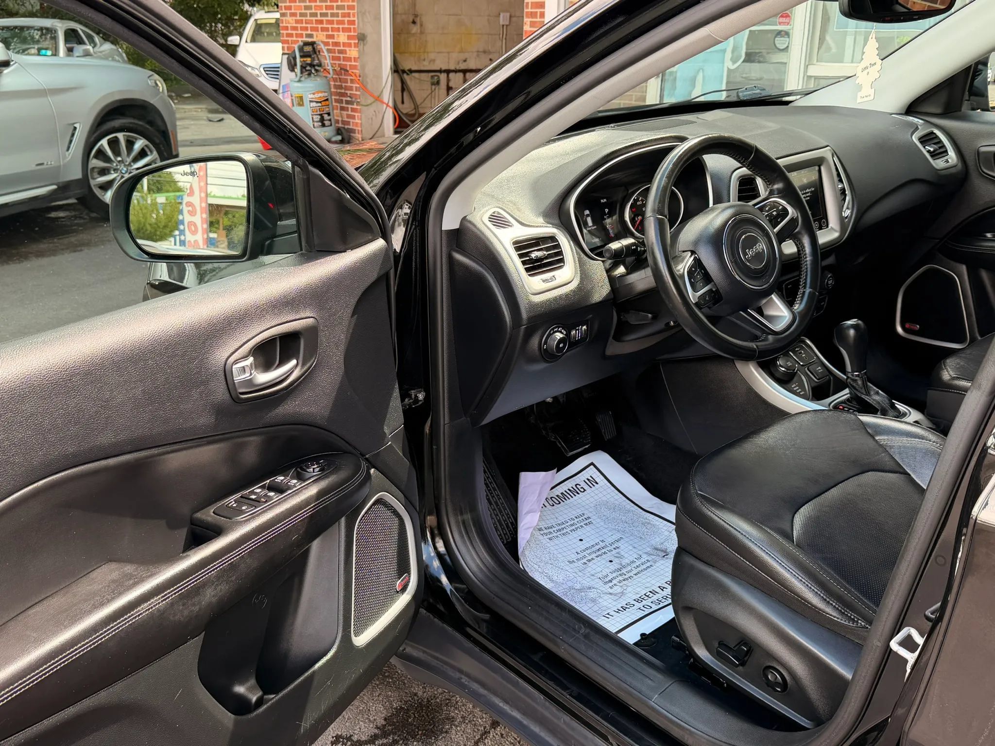 Used 2019 Jeep Compass High Altitude AWD/4WD image 8