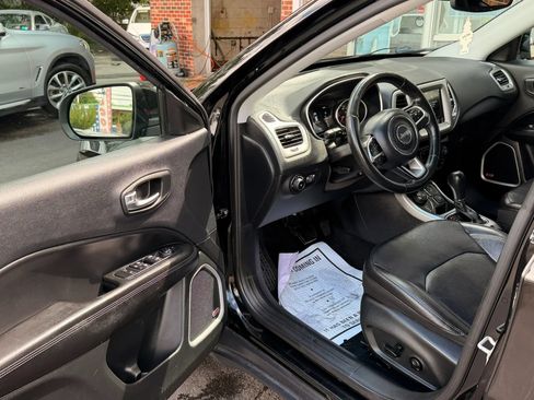 Used 2019 Jeep Compass High Altitude AWD/4WD image 8