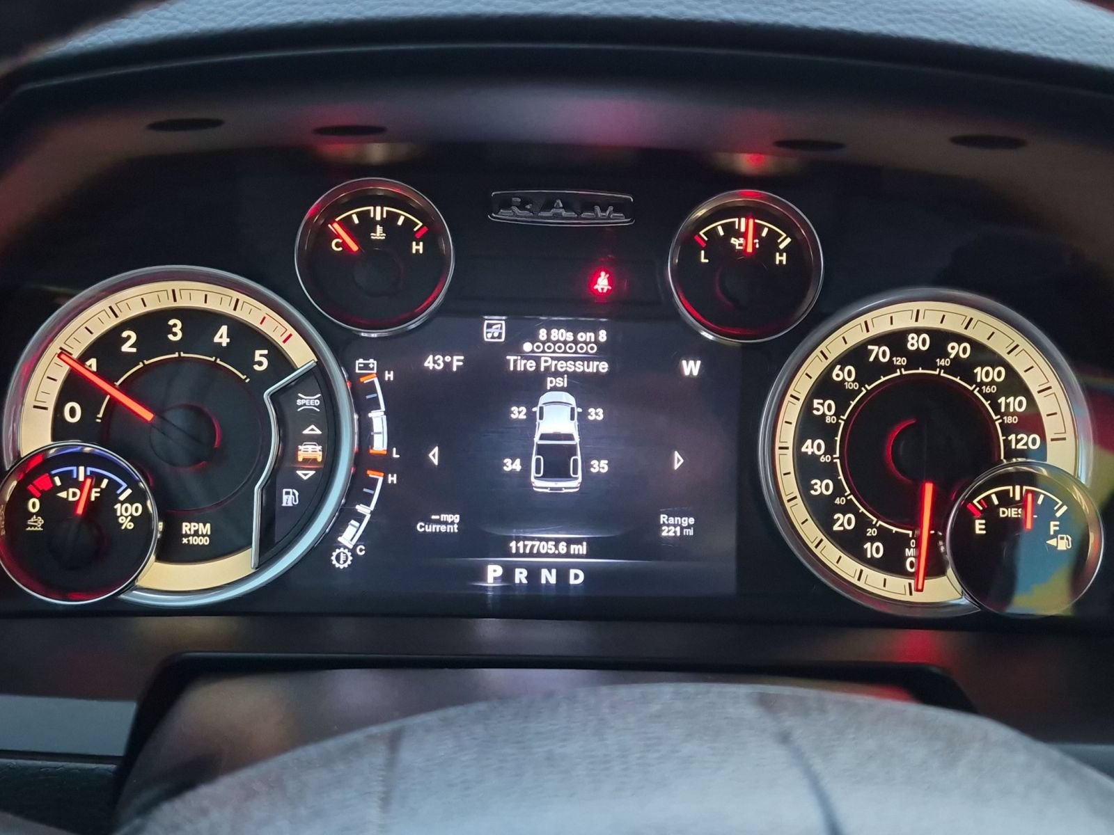 Used 2017 RAM 1500 Laramie w/ Convenience Group AWD/4WD image 23