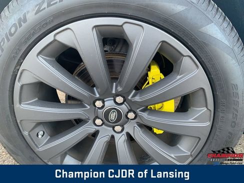 Used 2018 Land Rover Range Rover Velar R-Dynamic SE image 10