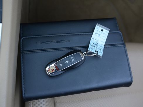 Certified 2017 Porsche 911 Carrera S RWD image 19