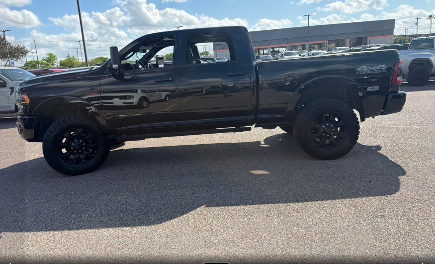 Used 2020 RAM 2500 Limited AWD/4WD image 12