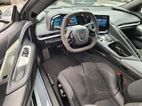 Used 2024 Chevrolet Corvette Stingray Preferred Cpe w/ 2LT image 14