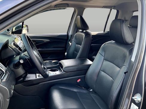 Certified 2024 Honda Ridgeline RTL image 8