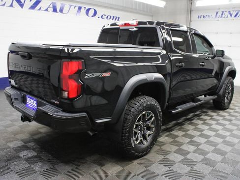 Used 2026 Chevrolet Colorado ZR2 w/ Technology Package AWD/4WD image 6