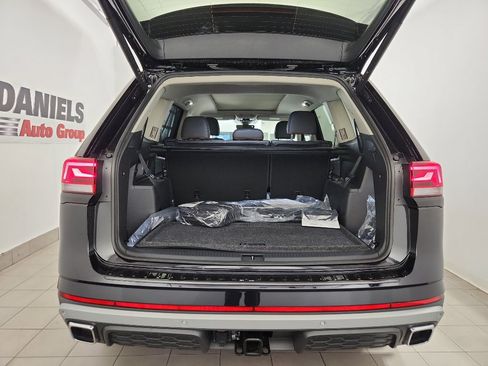 New 2026 Volkswagen Atlas Peak Edition AWD/4WD image 36
