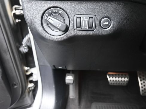 Used 2019 Dodge Challenger R/T w/ Performance Plus Package RWD image 16