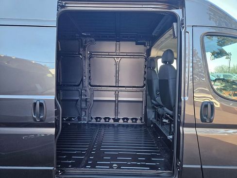 New 2026 RAM ProMaster 2500 image 16