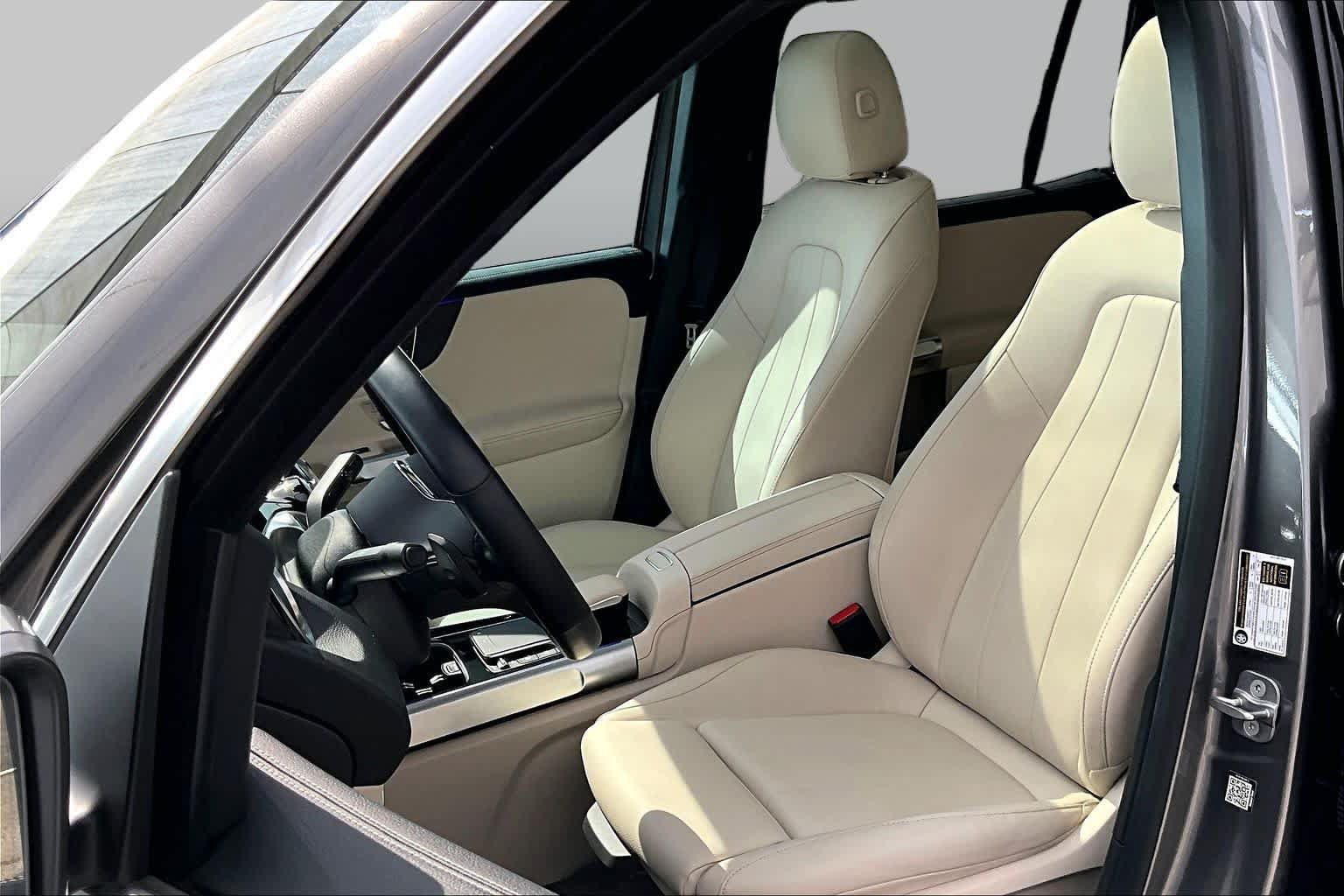 Used 2023 Mercedes-Benz EQB 250+ image 7