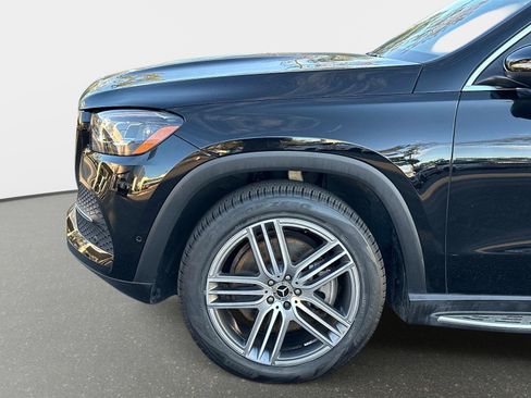 Used 2021 Mercedes-Benz GLS 450 4MATIC image 11