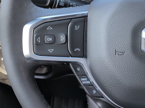 Used 2025 RAM 1500 Big Horn AWD/4WD image 26
