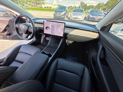 Used 2018 Tesla Model 3 Long Range AWD/4WD image 16