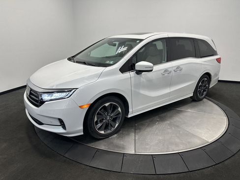 Certified 2023 Honda Odyssey Elite image 4
