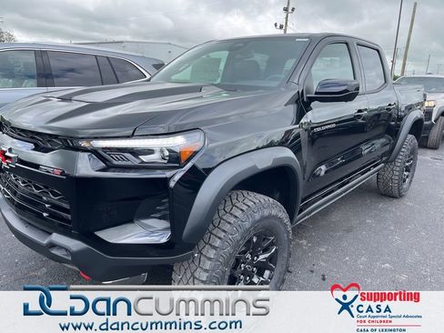New 2026 Chevrolet Colorado ZR2 w/ Midnight Edition AWD/4WD image 1