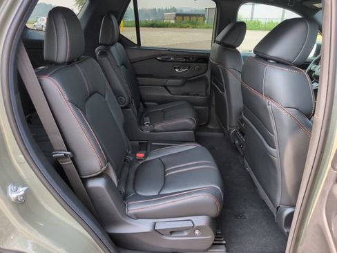 Used 2026 Honda Pilot TrailSport image 11