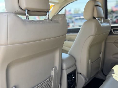 Used 2014 Jeep Grand Cherokee Limited image 17