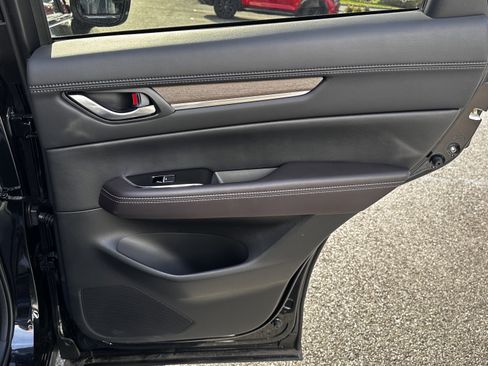 Certified 2025 MAZDA CX-5 Signature image 36