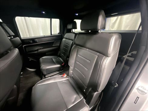 Used 2025 Hyundai Santa Fe Calligraphy image 15