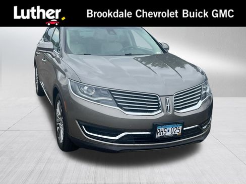 Used 2017 Lincoln MKX Reserve w/ Lincoln MKX Climate Package AWD/4WD image 1