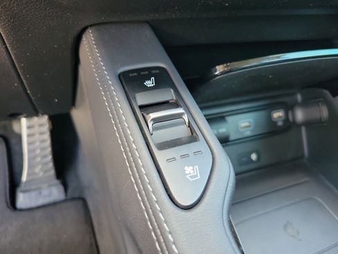Used 2022 Kia Telluride SX w/ SX Prestige Package AWD/4WD image 20