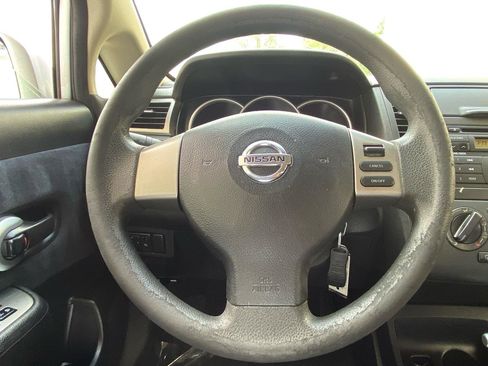 Used 2009 Nissan Versa 1.8 S w/ PWR Pkg FWD image 29