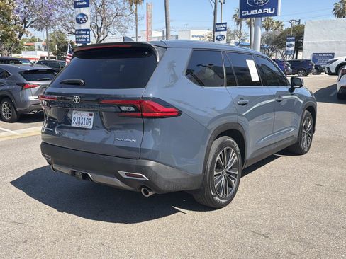 Used 2024 Toyota Grand Highlander AWD Hybrid image 4