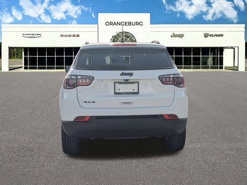 New 2026 Jeep Compass Latitude AWD/4WD image 7