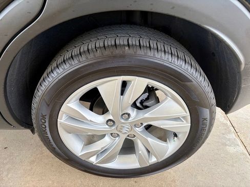 Used 2024 Buick Encore GX Preferred w/ Comfort Package FWD image 9