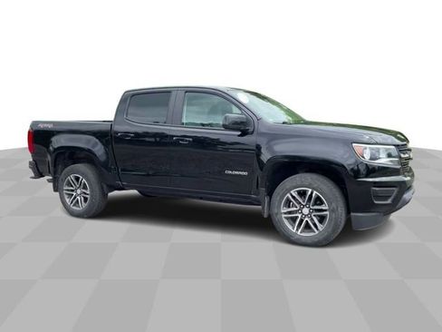 Used 2020 Chevrolet Colorado W/T w/ Custom Special Edition AWD/4WD image 2