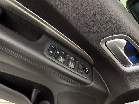 Used 2020 Dodge Durango SXT image 24