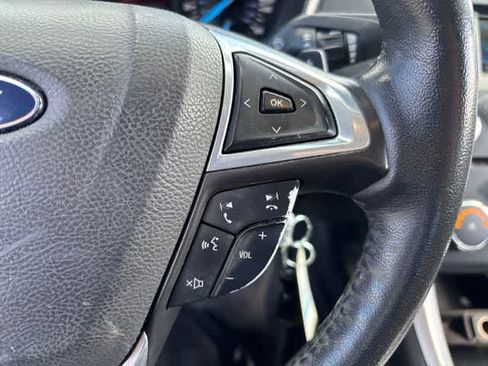 Used 2013 Ford Fusion SE FWD image 12