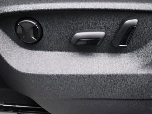 New 2026 Volkswagen Atlas SE image 33