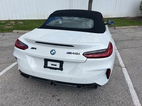 Used 2026 BMW Z4 M40i w/ Premium Package image 4
