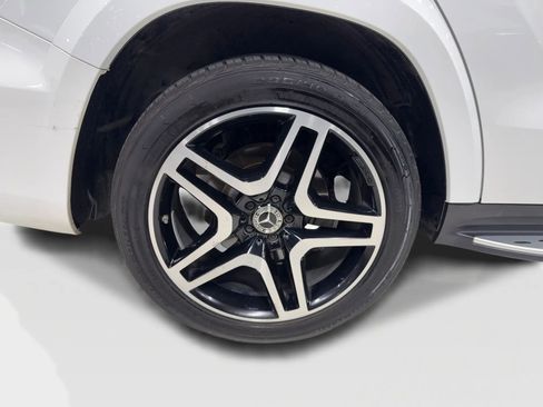 Used 2019 Mercedes-Benz GLS 550 4MATIC image 50