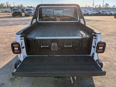 Used 2021 Jeep Gladiator Rubicon image 13