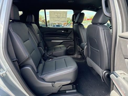 New 2026 Chevrolet Traverse Z71 AWD/4WD image 10