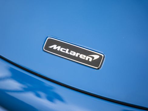 Used 2026 McLaren 750S Spider RWD image 19