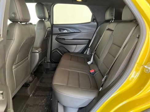 Used 2025 Chevrolet TrailBlazer RS w/ Convenience Package FWD image 27