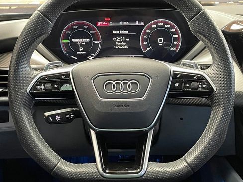 Used 2022 Audi e-tron GT Prestige w/ Prestige Package image 30