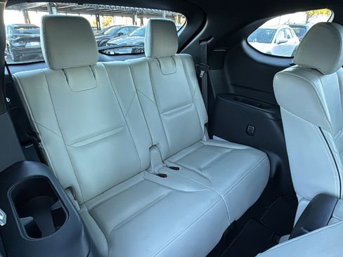 Used 2023 MAZDA CX-9 Signature image 37