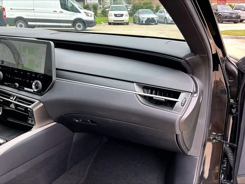 Used 2023 Lexus RX 350 Premium w/ Cold Area Package image 19