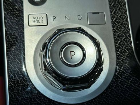 Used 2025 Genesis GV80 3.5T e-SC image 32