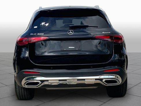 Used 2024 Mercedes-Benz GLC 300 4MATIC image 5