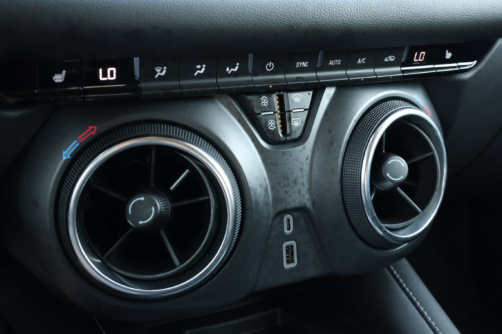 Used 2024 Chevrolet Blazer LT w/ Convenience Package FWD image 22