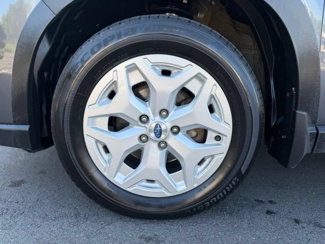 Used 2023 Subaru Forester AWD/4WD image 28