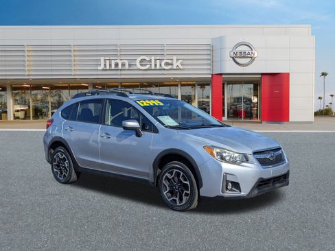 Used 2017 Subaru Crosstrek 2.0i Premium image 1