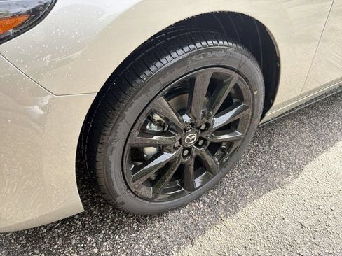 New 2026 MAZDA MAZDA3 2.5 S Hatchback w/ Premium Pkg FWD image 10
